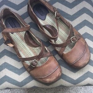 Born leather maryjanes